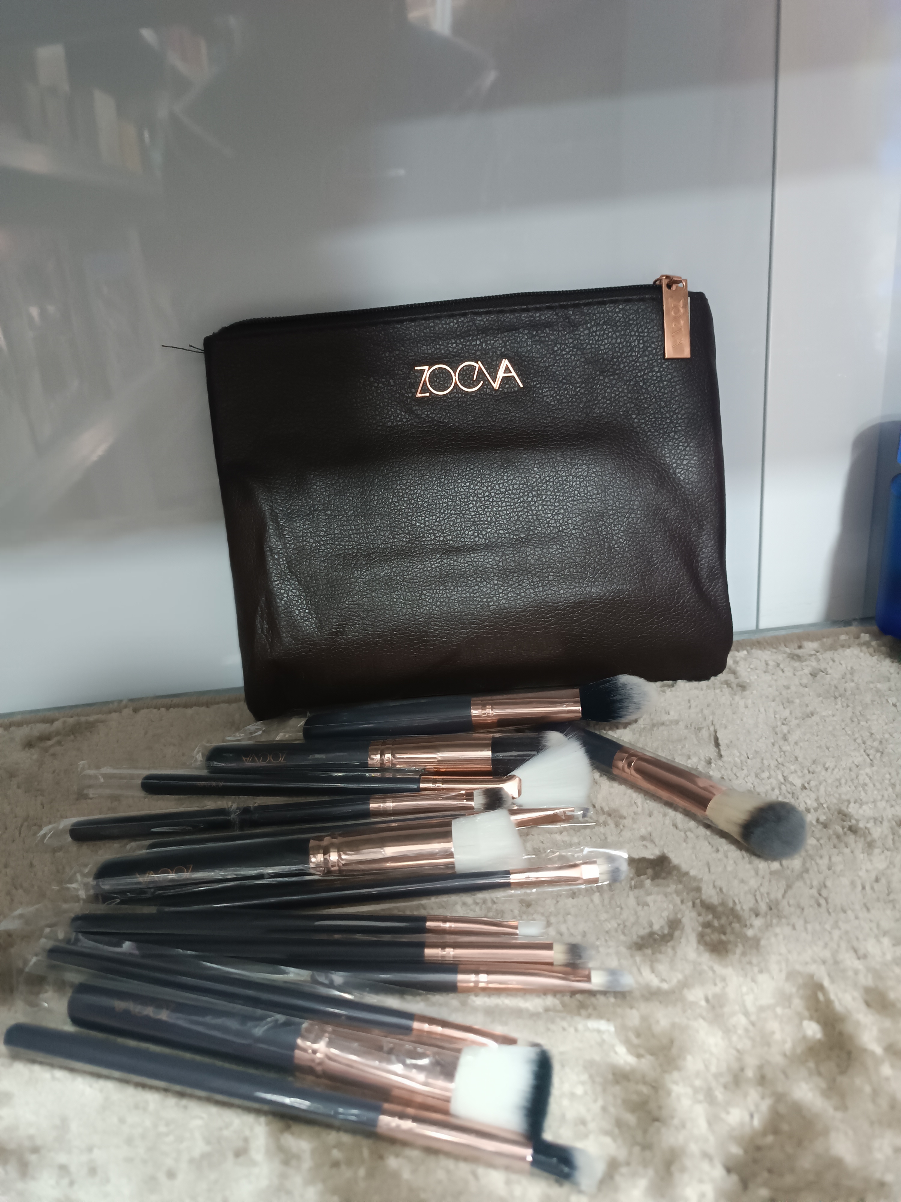 ZOEVA THE ARTISTS BRUSH SET (ROSÉ GOLDEN EDITION) - Pinceau maquillage
